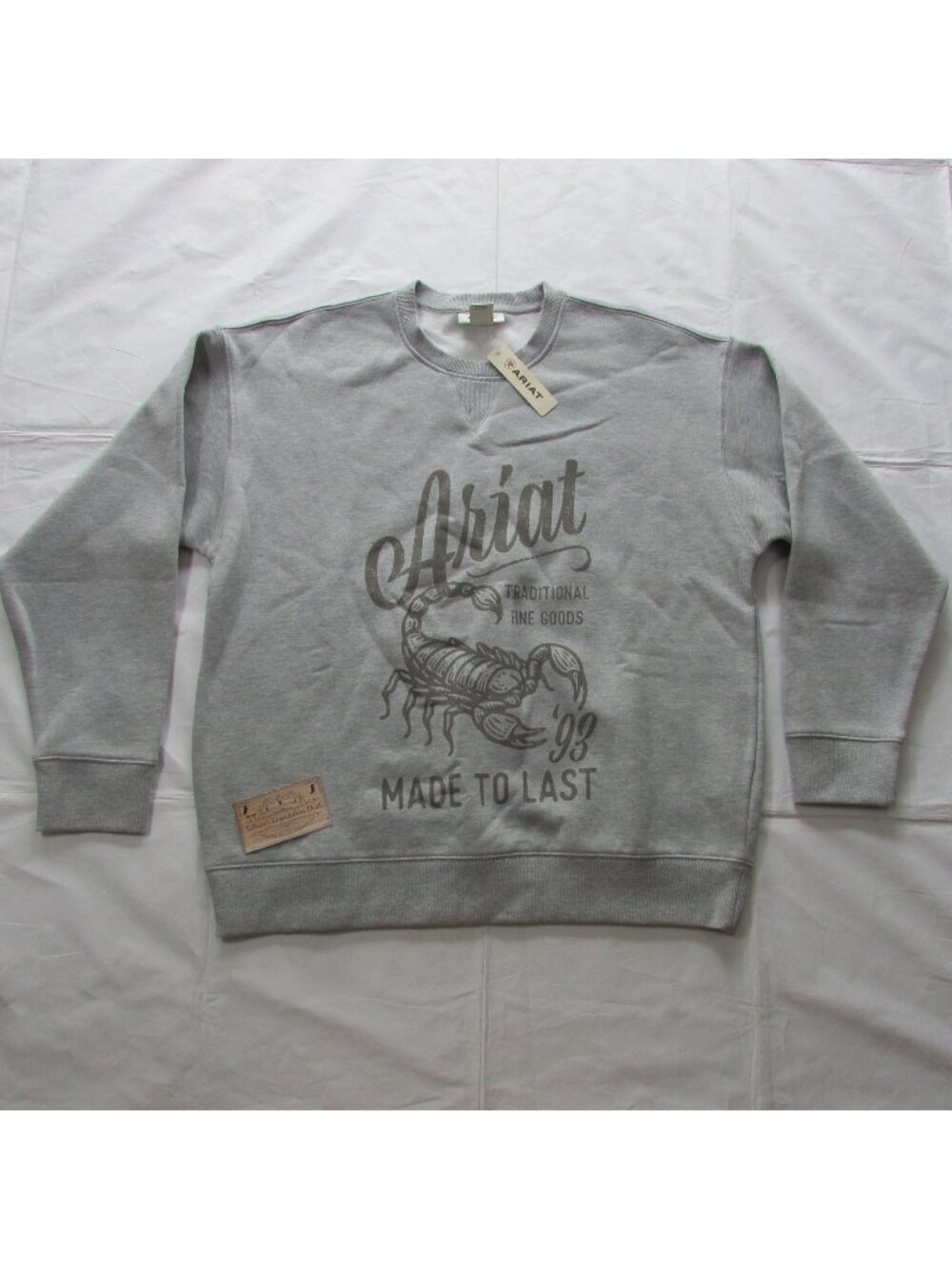 Ariat Women's Long Sleeve Scorpion Script Oversized Sweatshirt Heather Grey 1006